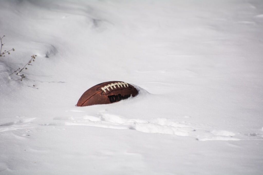 Weather when betting on NFL and NCAA